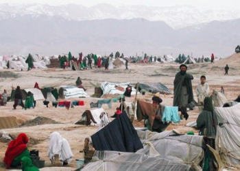 As the bitter cold of winter approaches IOM is racing to provide basic shelter and heating provisions to thousands of Afghan IDPs displaced by drought and conflict.