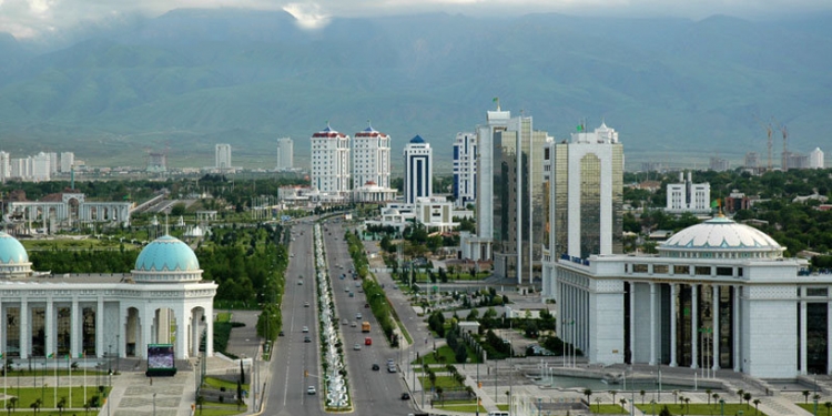 Turkmenistan - Ashgabat: view from the Arch of Neutrality - looking SW towards the Kopet Dag mountain range - photo by G.Karamyanc