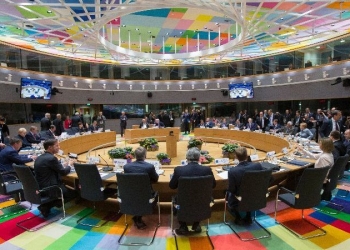 epaselect epa05934995 General view during special European Summit in Brussels, Belgium, 29 April 2017. EU leaders at the special European Council meeting of the 27 remaining member countries unanimously adopted the guidelines for negotiations with the United Kingdom following their so-called 'Brexit' referendum and triggering the Article 50 in March to leave the European Union.  EPA/OLIVIER HOSLET