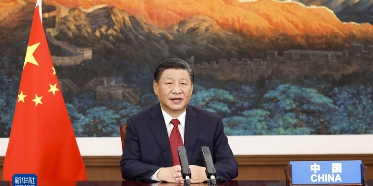 新华社照片，北京，2021年9月21日
    习近平出席第七十六届联合国大会一般性辩论并发表重要讲话
    9月21日，国家主席习近平在北京以视频方式出席第七十六届联合国大会一般性辩论并发表题为《坚定信心 共克时艰 共建更加美好的世界》的重要讲话。
    新华社记者 黄敬文 摄
