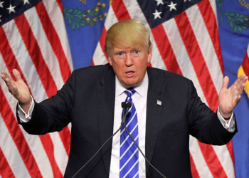 LAS VEGAS, NV - OCTOBER 08:  Republican presidential candidate Donald Trump speaks during a campaign rally at the Treasure Island Hotel & Casino on October 8, 2015 in Las Vegas, Nevada.  During the rally, Trump said people were giving him credit for helping force Kevin McCarthy to bow out of the race for Speaker of the House.  (Photo by Isaac Brekken/Getty Images)