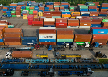 A group of trucks parked as a protest at the Uiwang Inland Container Depot in Uiwang, South Korea, on Friday, June 10, 2022. Thousands of truck drivers who are seeking to prevent a change to wage rules have gone on strike at major ports and container depots, posing the latest threat to strained global-supply chains. Photographer: SeongJoon Cho/Bloomberg