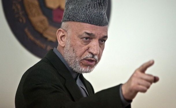 Afghan President Hamid Karzai speaks at Afghanistan's Independent Election Commission (IEC) in Kabul April 1, 2010. REUTERS/Ahmad Masood (AFGHANISTAN - Tags: POLITICS)