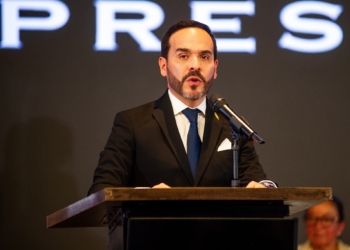 Colombian right-wing lawyer Abelardo de la Espriella and his running mate Jose Manuel Restrepo receive their credentials accrediting them as president elect and vice-president elect in Colombia, after a close runoff election, in Bogota, Colombia, June 25, 2026 (Sebastian Barros / VWPics via AP Images)