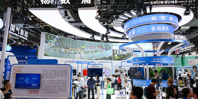 2026年7月20日，上海，2026世界人工智能大会落幕。图为杨浦高科技公司展台。