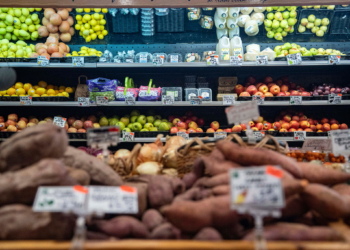 Fruits and vegetables displayed at a grocery store in Wilmington, North Carolina, US, on Saturday, Aug. 8, 2026. Global food prices ticked up in July to the highest in more than three years as renewed concerns over key grain export corridors compounded adverse weather across major growing regions. Photographer: Allison Joyce/Bloomberg